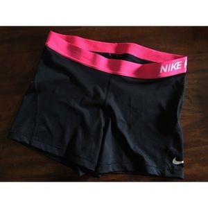 NIKE PRO DRI FIT SHORTS WOMEN’S
